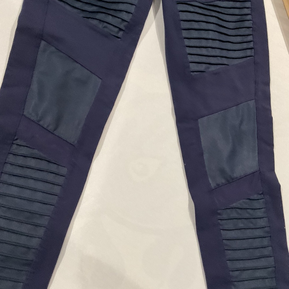 ALO Yoga Navy Moto Rib-Panel Jeggings - Picture 7 of 10